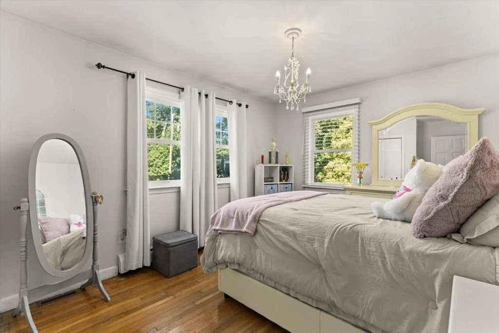 Photo of 16 Green Meadow Dr