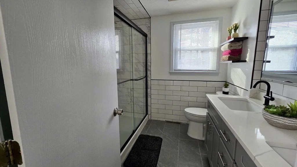 Photo of 86 Comet Rd