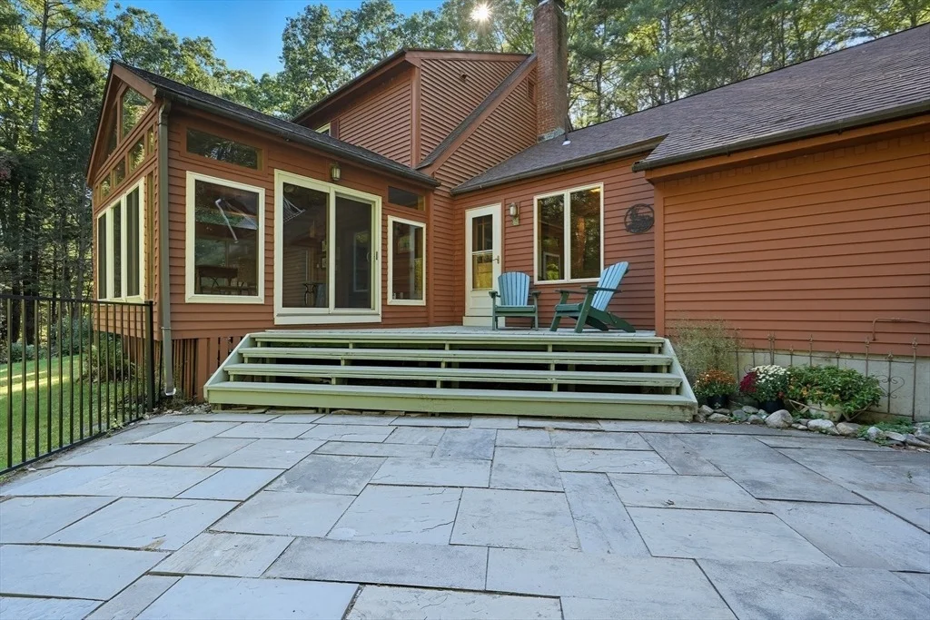 Photo of 166 Rocks Road