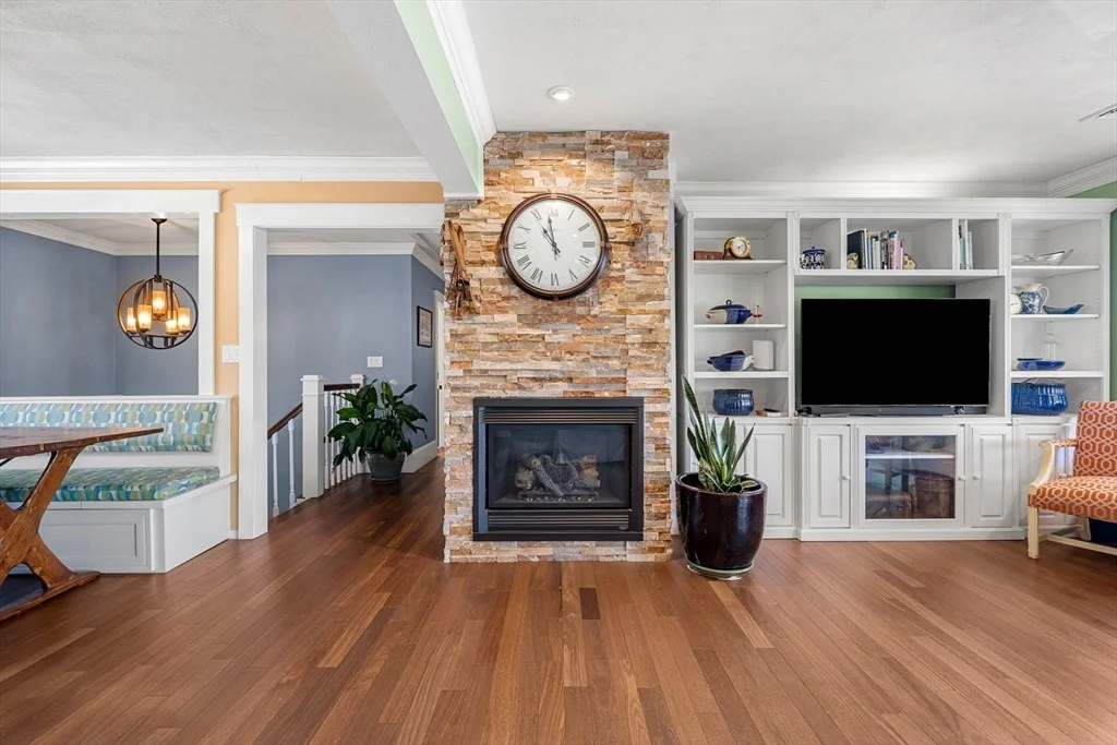 Photo of 425 Main St