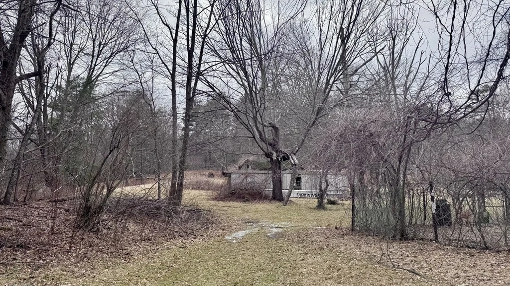 Photo of 266 Putnam Hill Rd