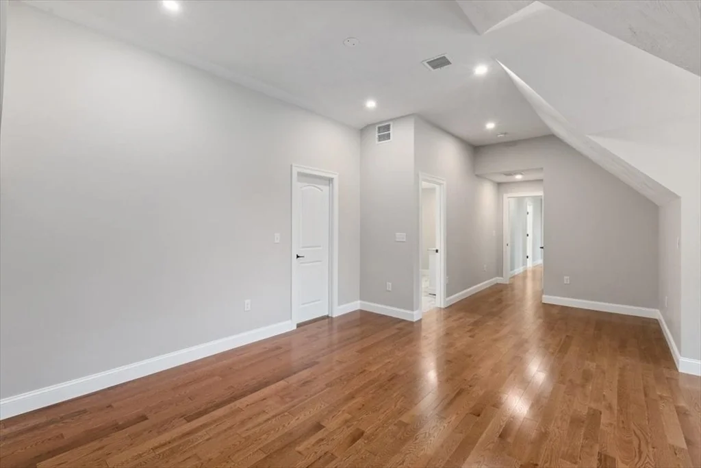 Photo of 150 Nashua Rd