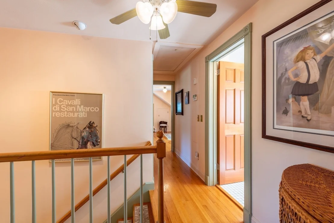 Photo of 120 Rolling Ridge Rd