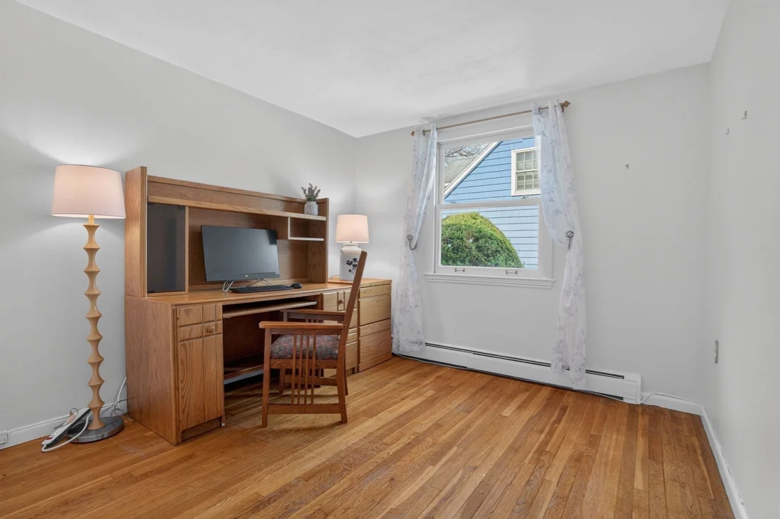 Photo of 46 Grapevine Ave