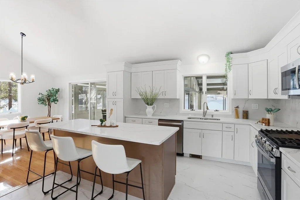 Photo of 25 Glenridge Drive