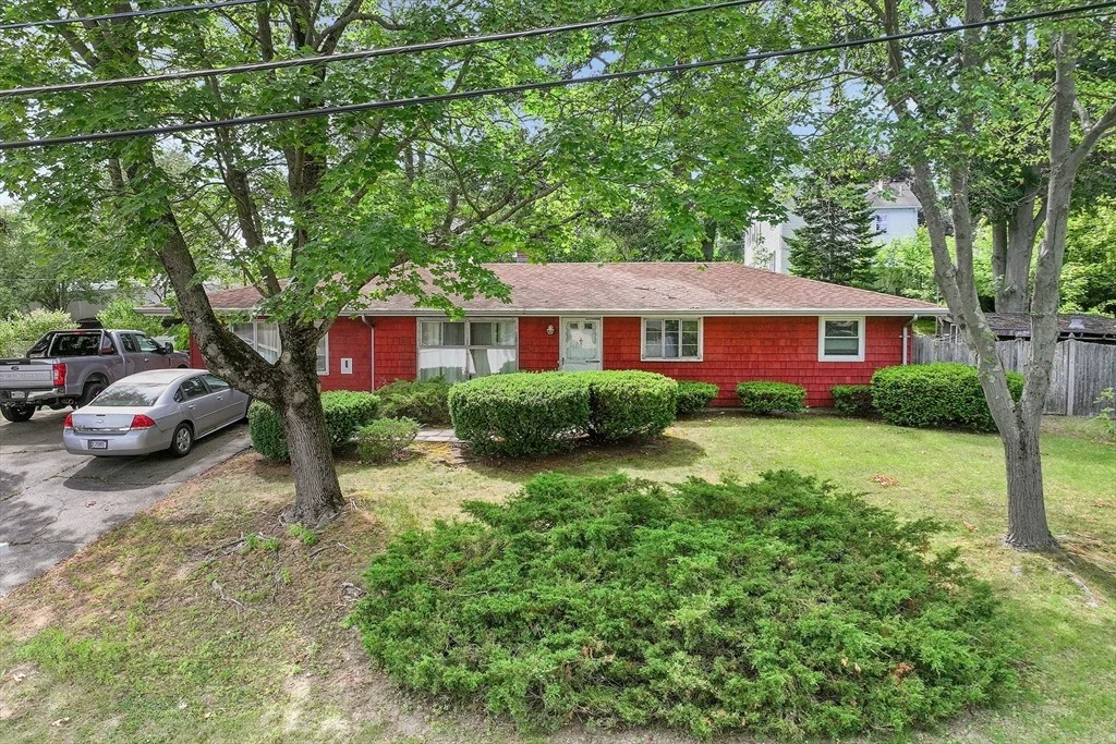 Photo of 2 Curwen Rd