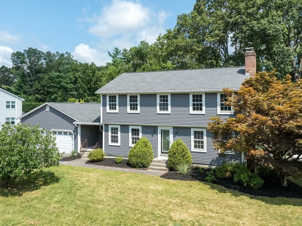 Photo of 13 Golden Dr