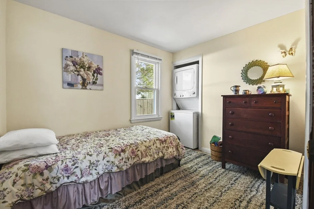 Photo of 5 Massasoit Street