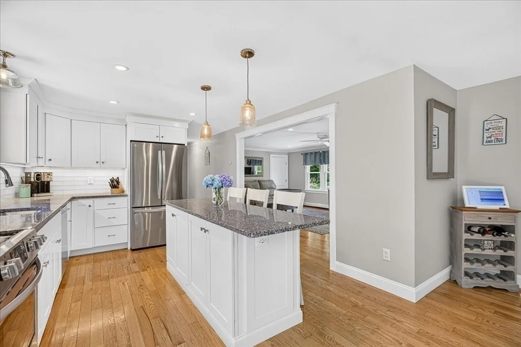 Photo of 17 Hilltop Dr