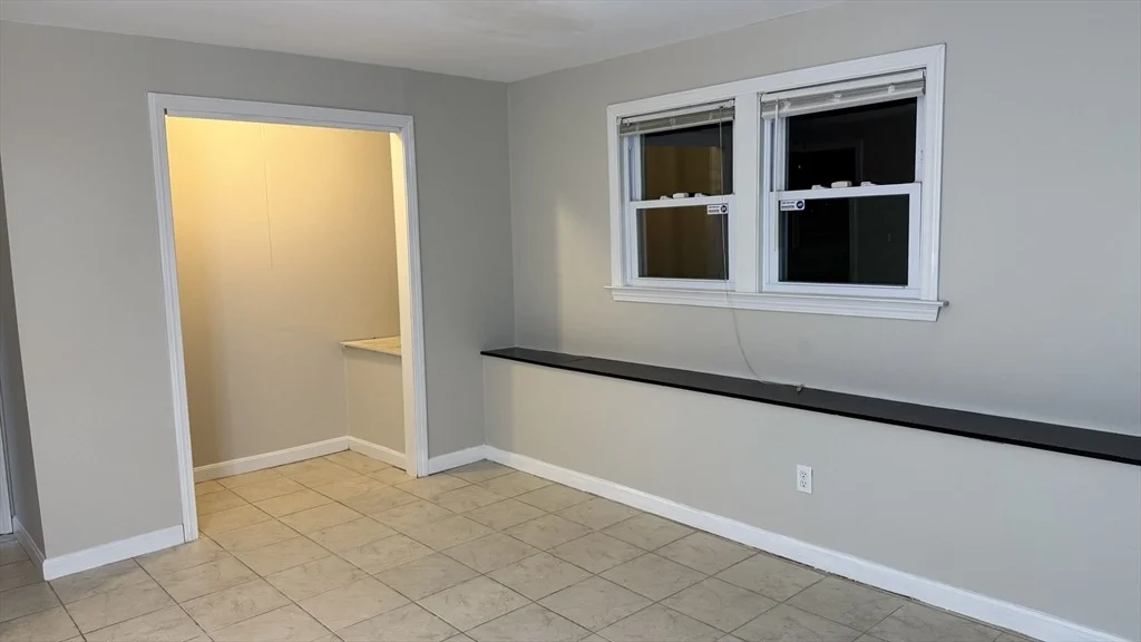 Photo of 48 Badger Rd
