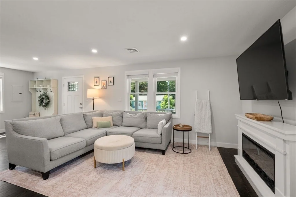 Photo of 9 Beach Rd