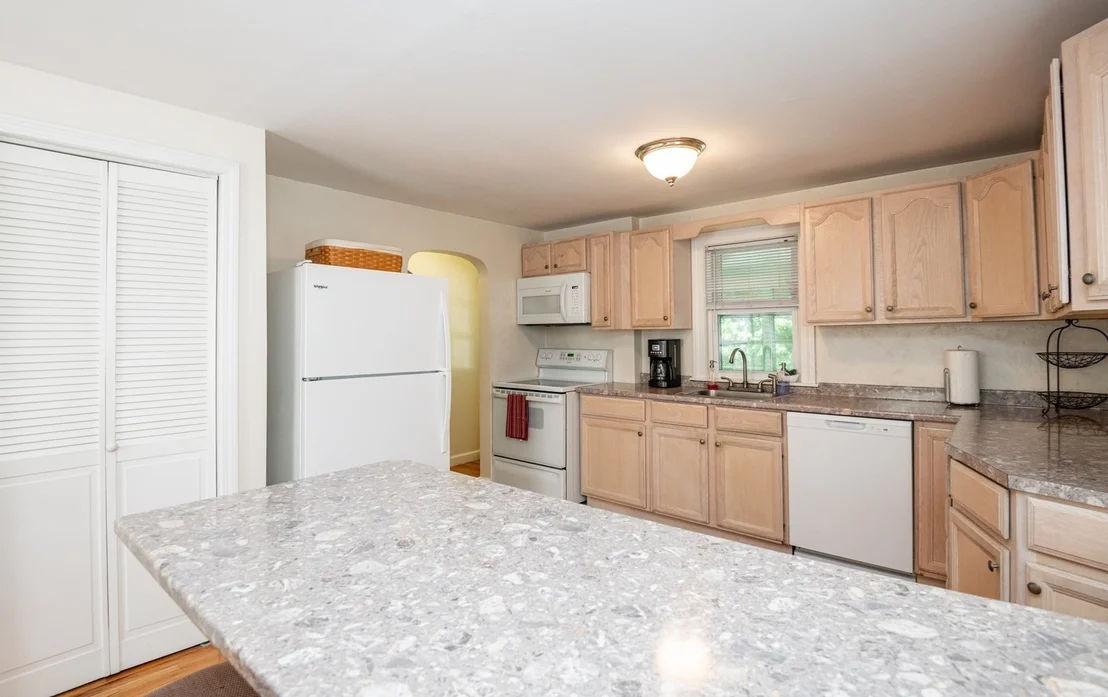 Photo of 31 Eustis St.