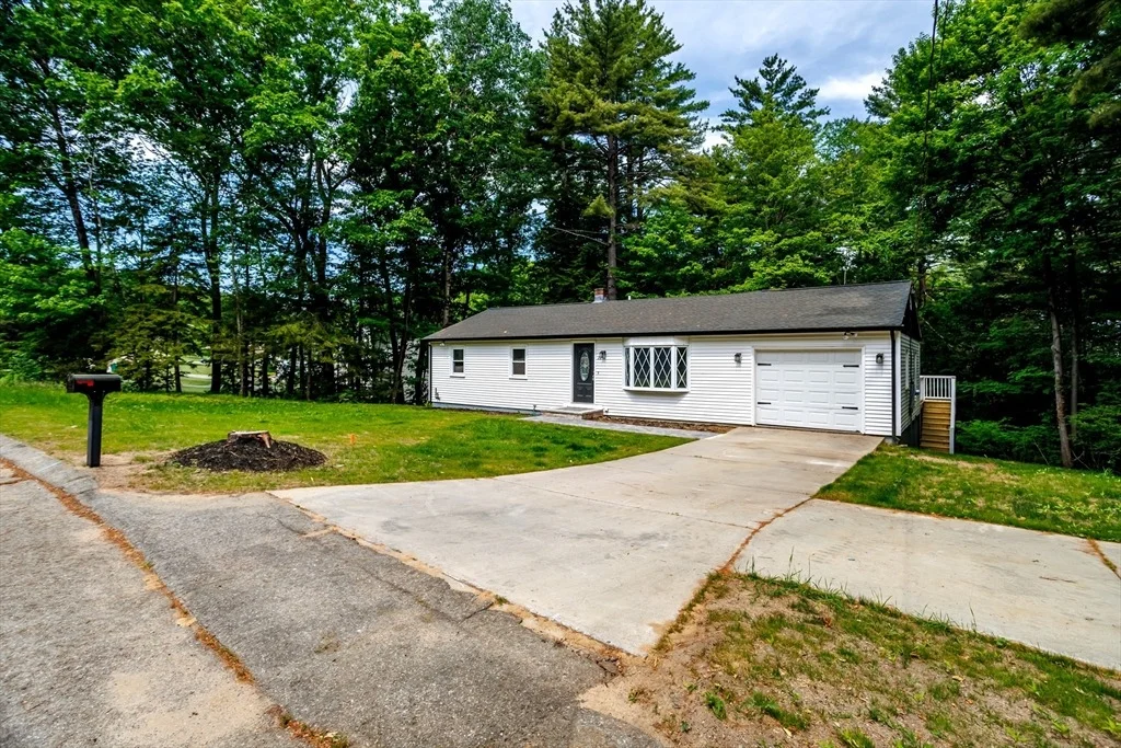 Photo of 22 Albert Dr