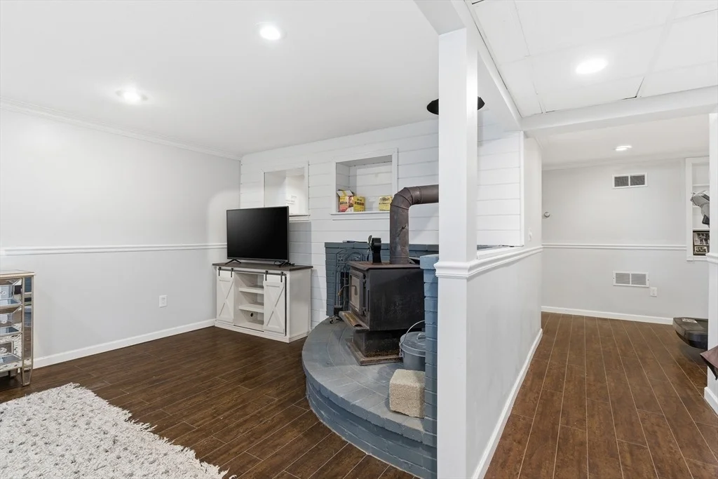 Photo of 72 Kevin Dr