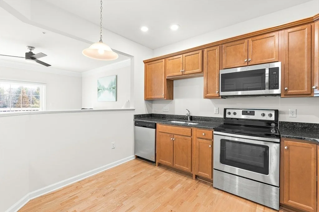 Photo of Unit 3003 at 36 Abigail Way