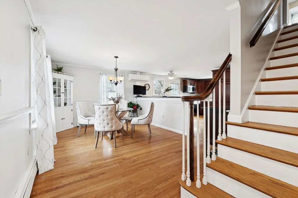 Photo of 27 Temple St