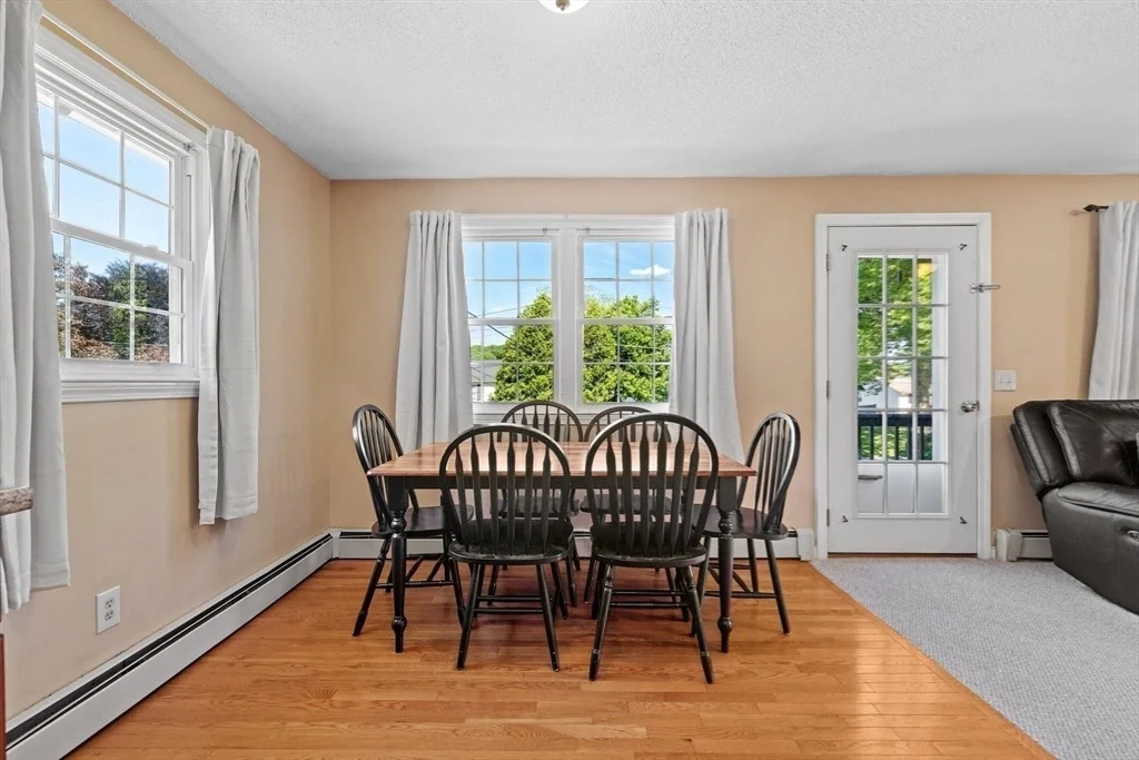 Photo of 33 Lakeview Ave