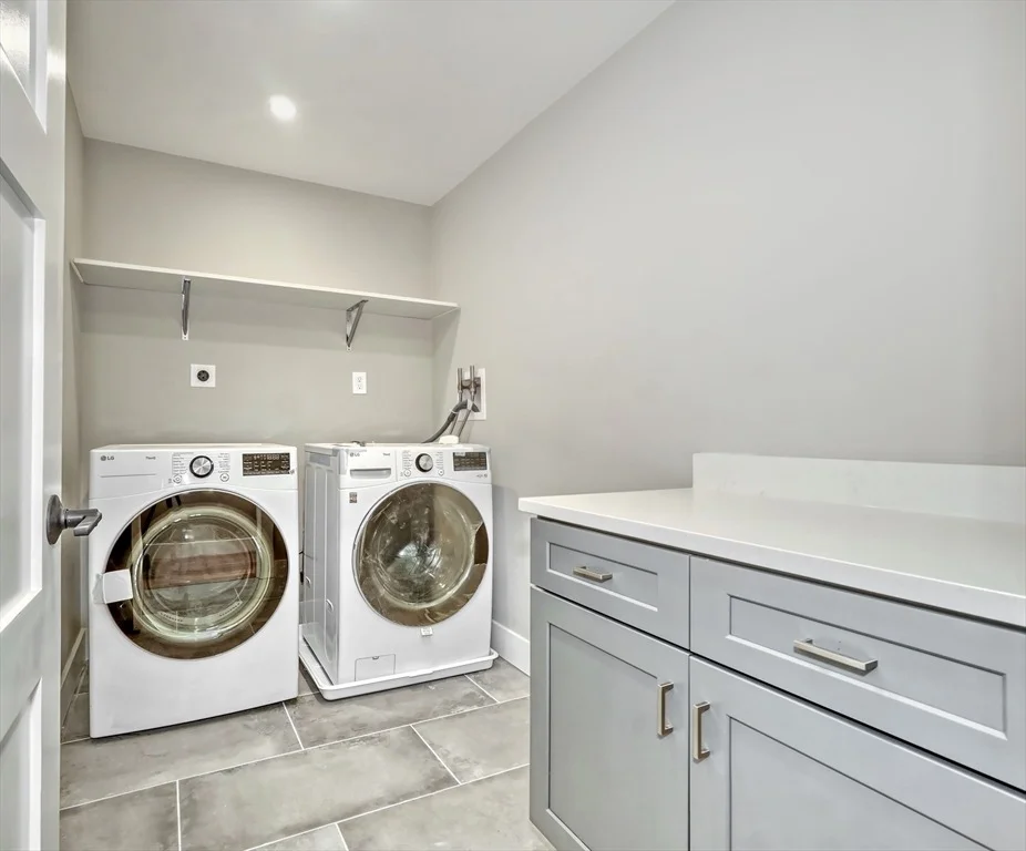 Photo of 111 Cedar St