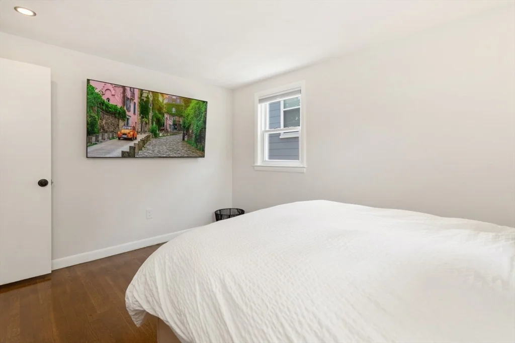 Photo of 29 Clinton Ave