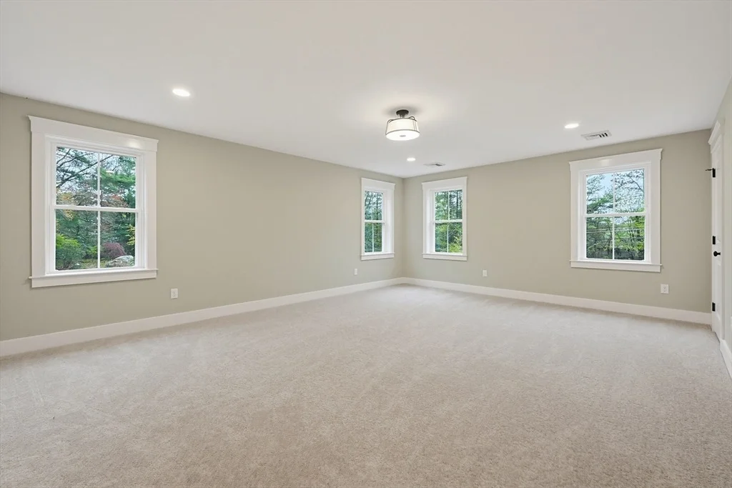 Photo of 86 Plain Street