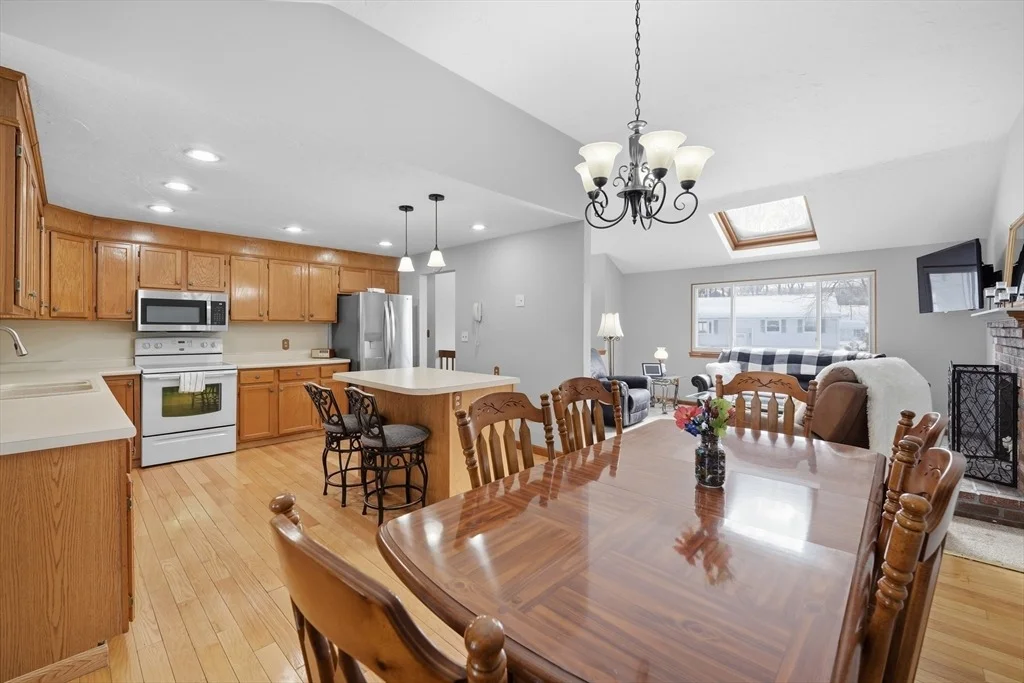 Photo of 69 Johansen Dr