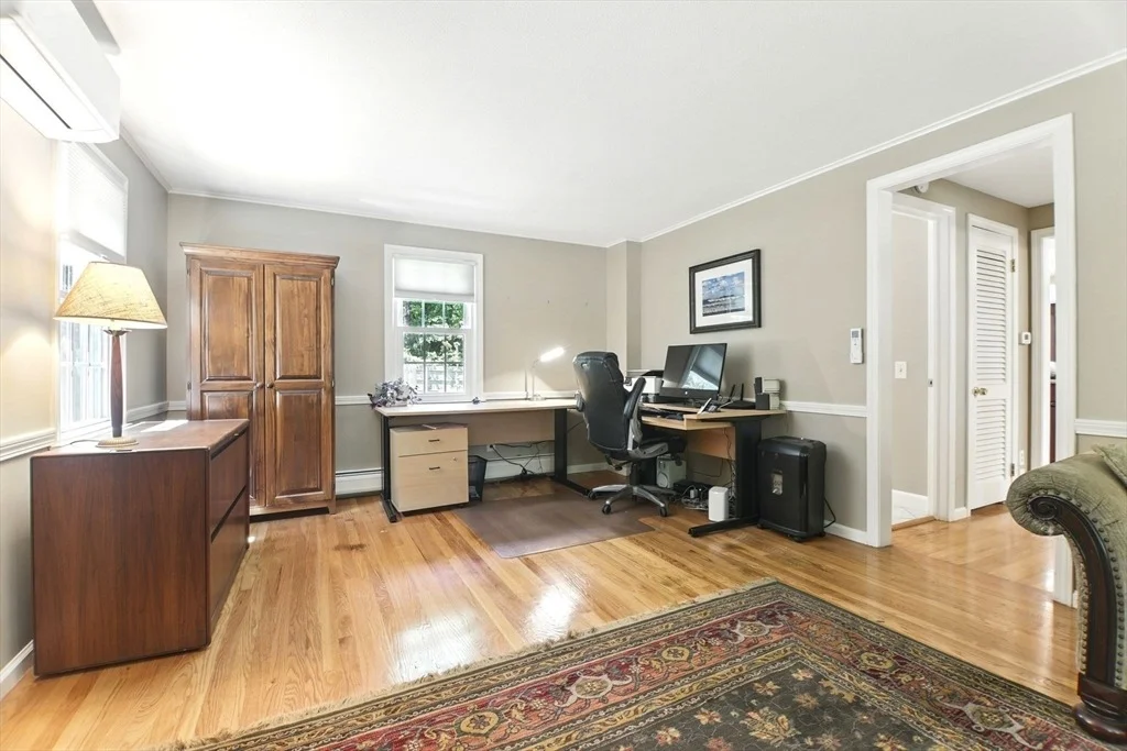 Photo of 230 Meadowlark Dr