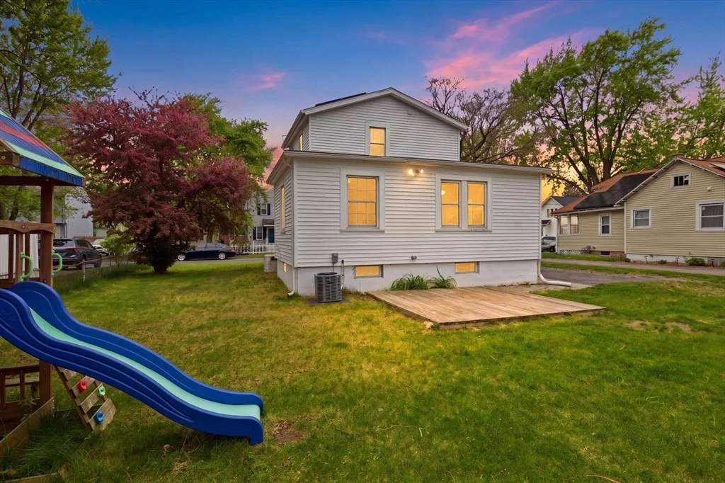 Photo of 111 Methuen St.