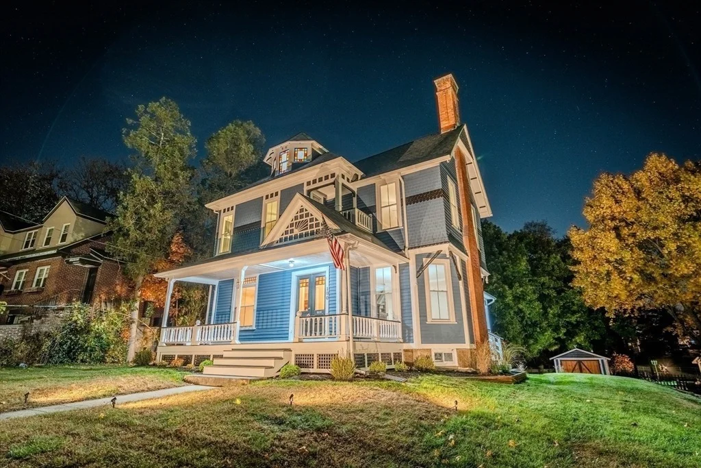 Photo of 100 Mendon St