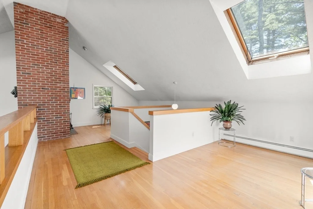 Photo of 242 Winter St