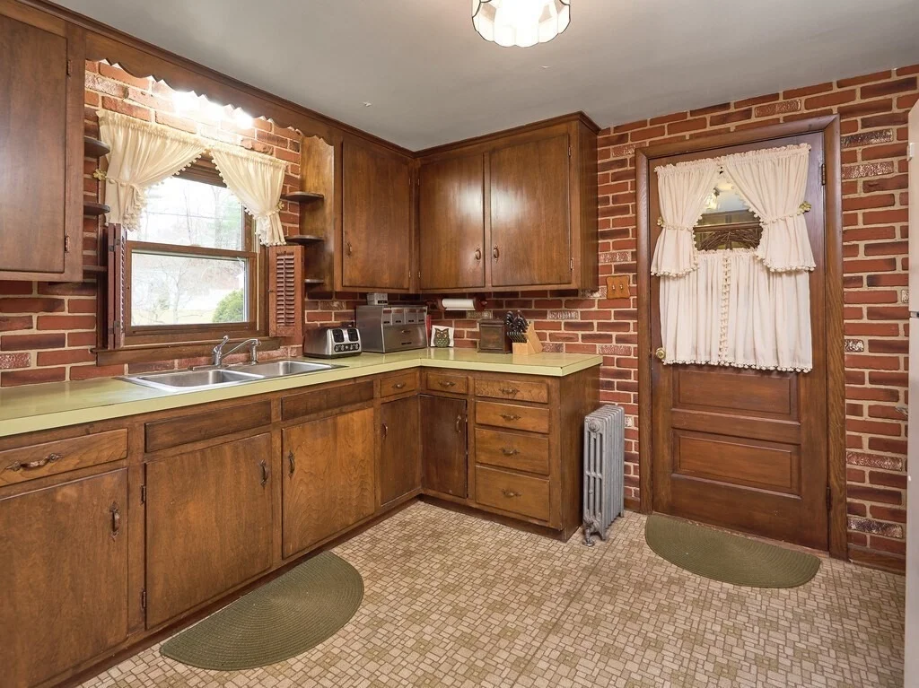 Photo of 12 Chartier Ln