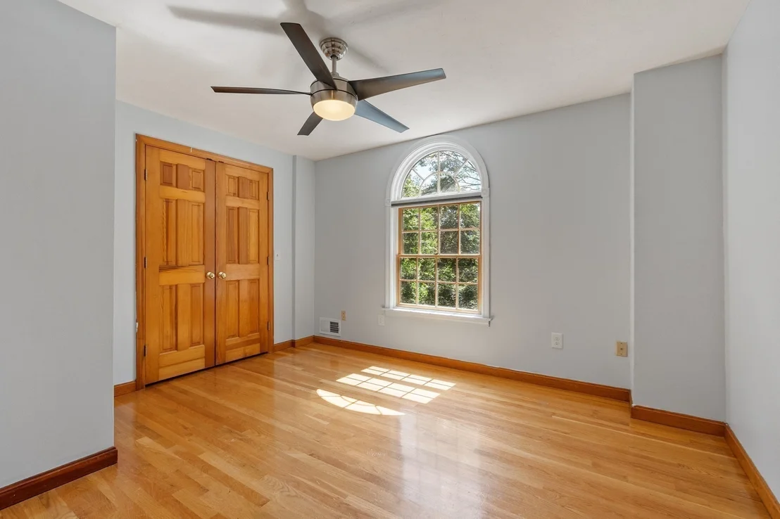 Photo of 116 Island Rd