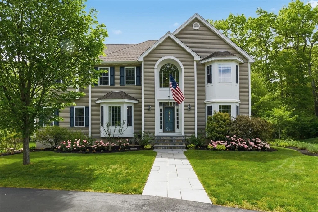 Photo of 23 Oak Ledge Cir