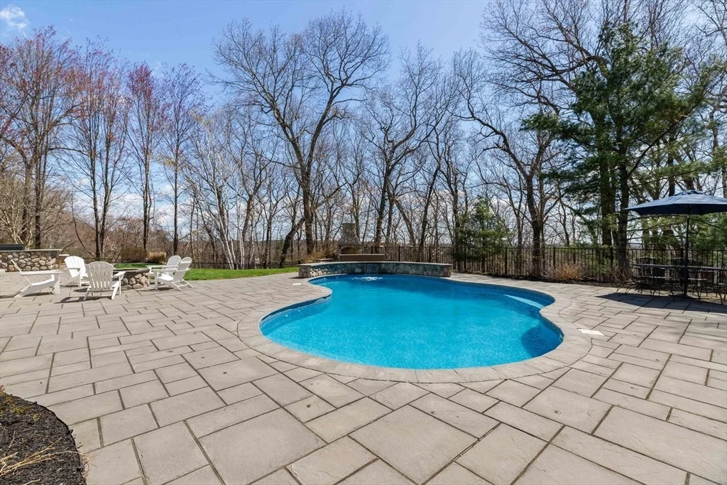 Photo of 243 Bear Hill Rd