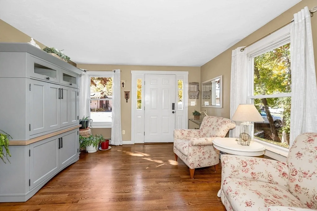Photo of 5 Chauncy Cir