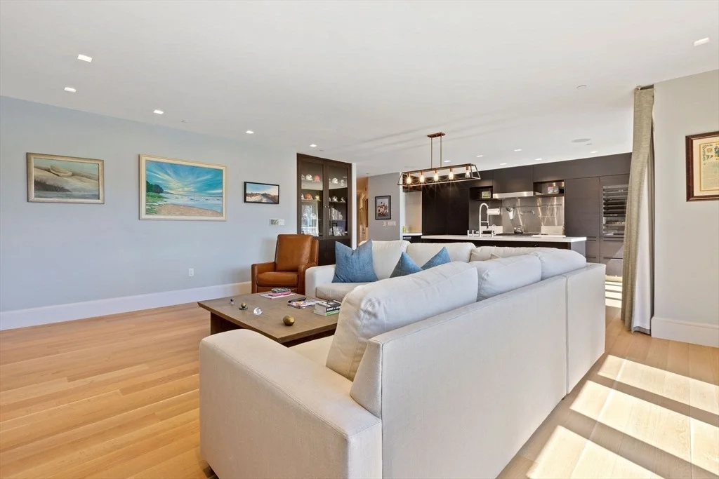 Photo of 780 Craigville Beach Road