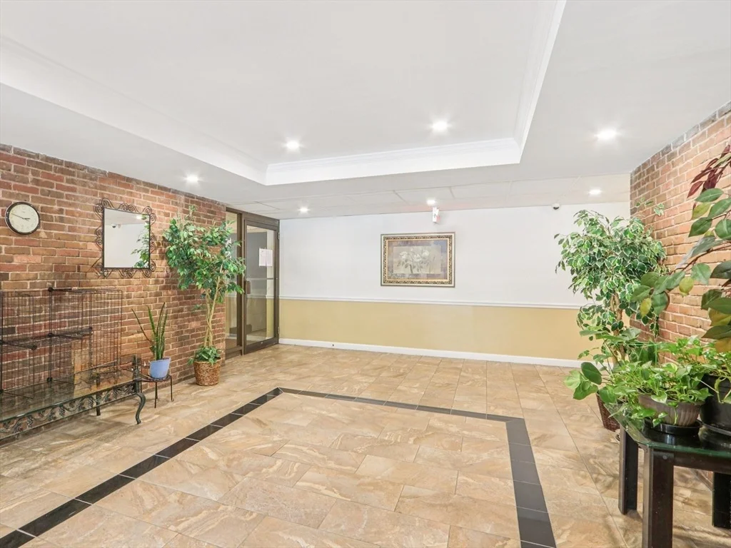 Photo of Unit 16 at 881 Broadway