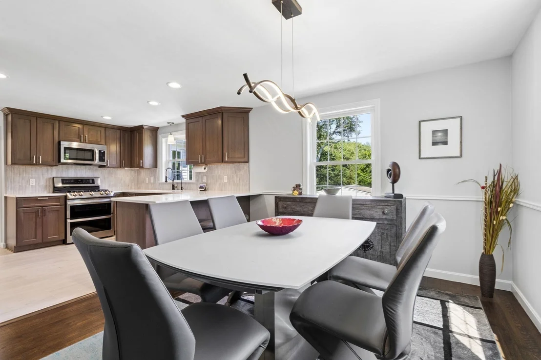 Photo of 27 Maple St