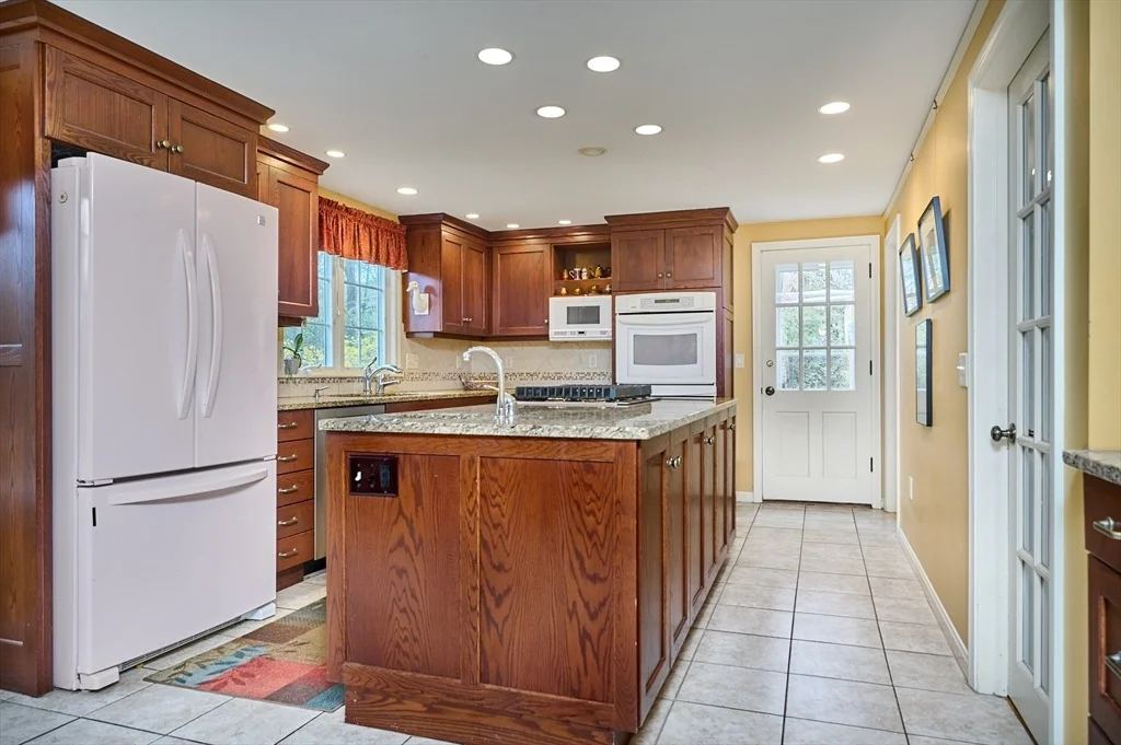 Photo of 33 Echo Hill Rd.
