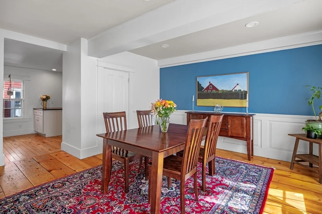 Photo of 15 River St