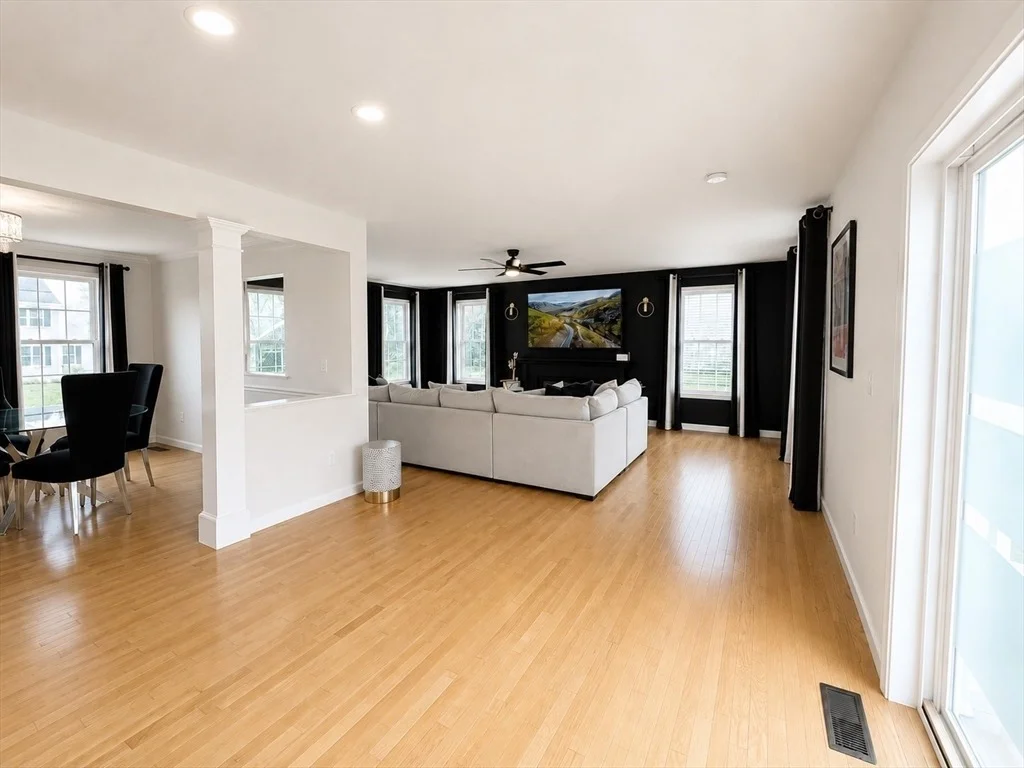 Photo of 52 Oldfield Rd