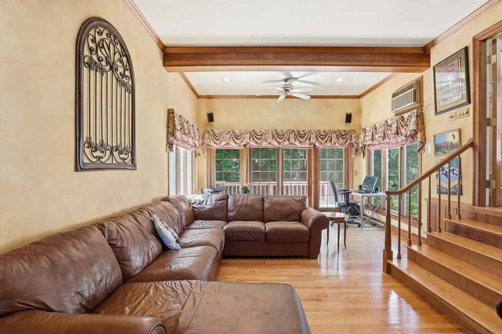 Photo of 1 Alderbrook Lane