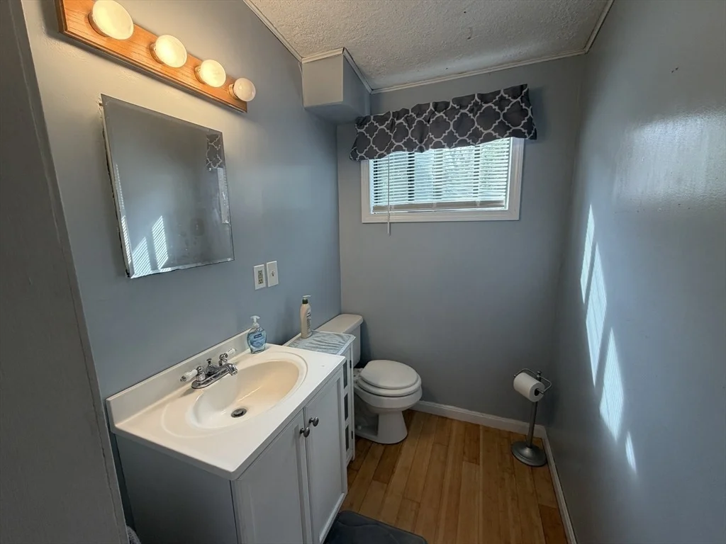 Photo of 32 River Rd