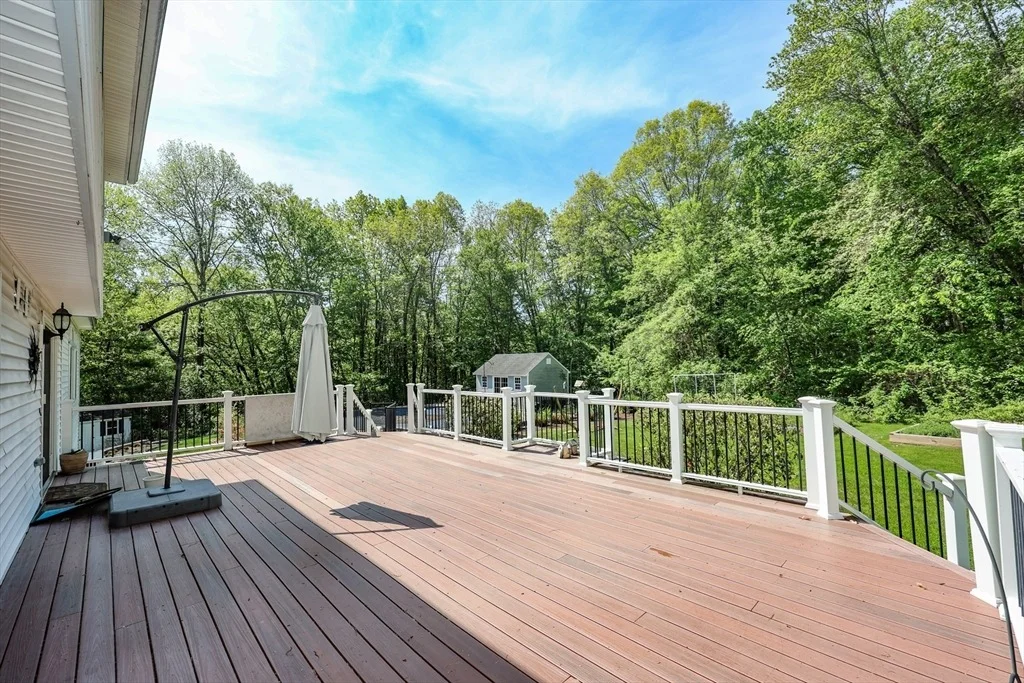 Photo of 13 Deerfield Dr