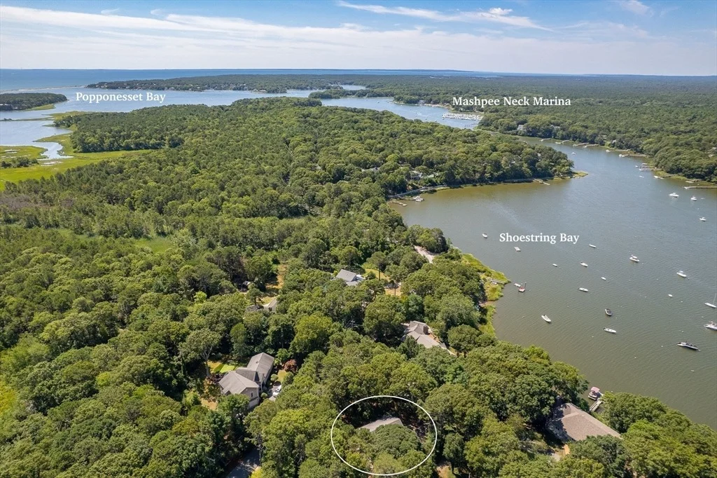 Photo of 679 Poponessett Road