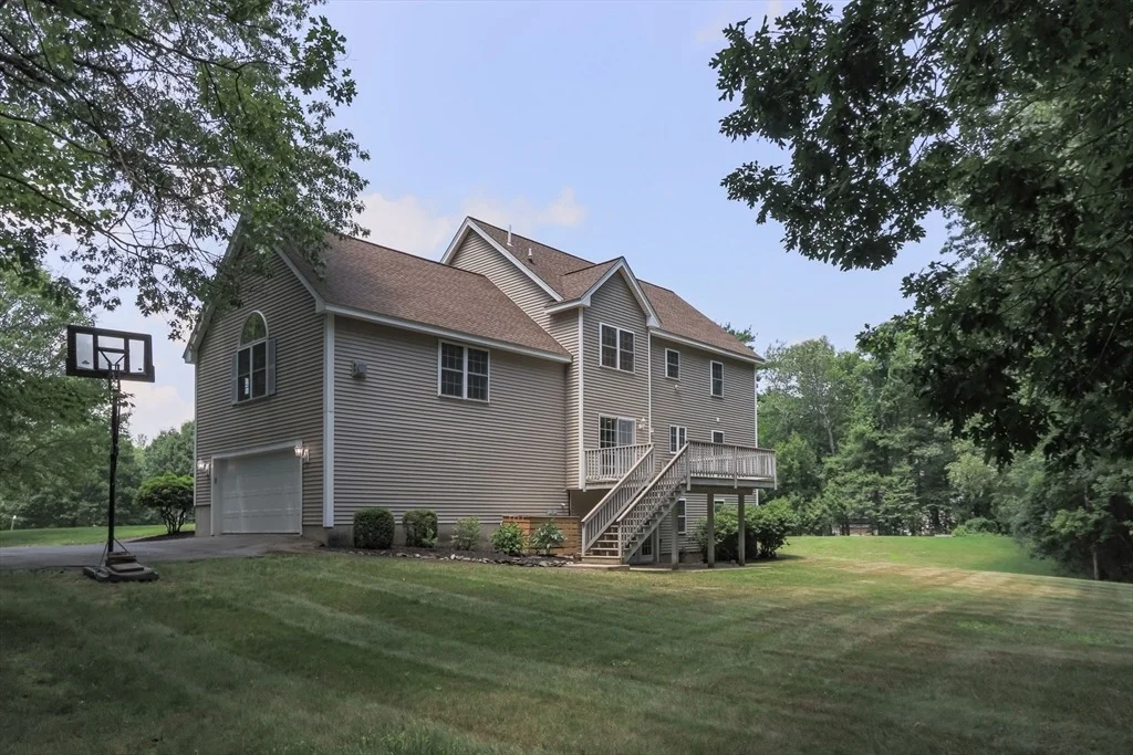 Photo of 100 Adams Street