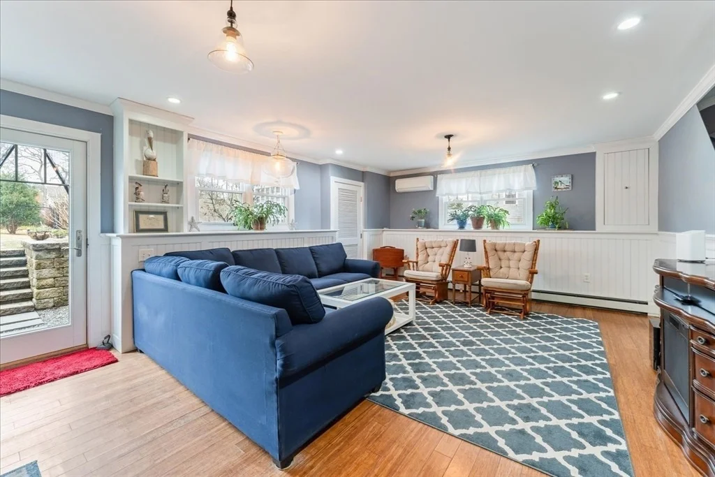 Photo of 9 Sturbridge Way
