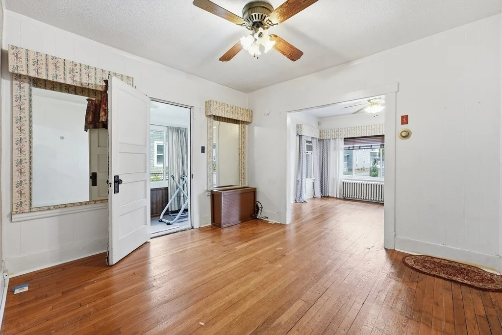 Photo of 136 Maynard St