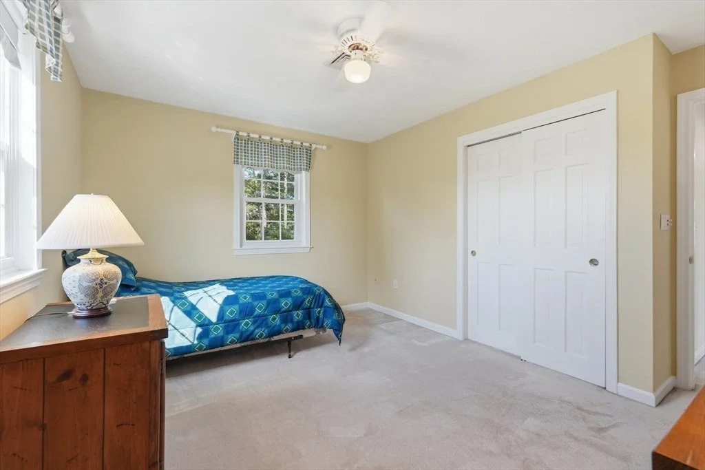 Photo of 32 Hammersmith, Dr.