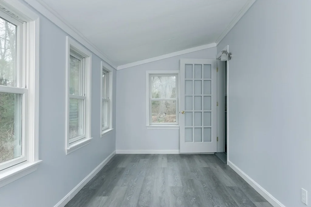 Photo of 41 Oak Crest Road