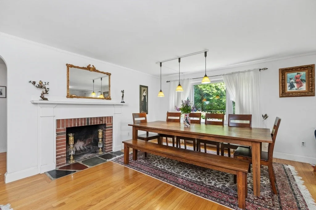 Photo of 18 Edgewood Rd